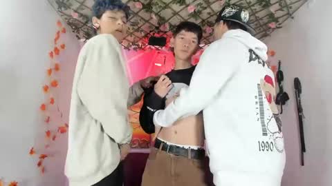 Snapshot of club_latinboys chatting on September 15, 2025, 2:17 pm club_latinboys online show from September 15, 2025, 2:17 pm