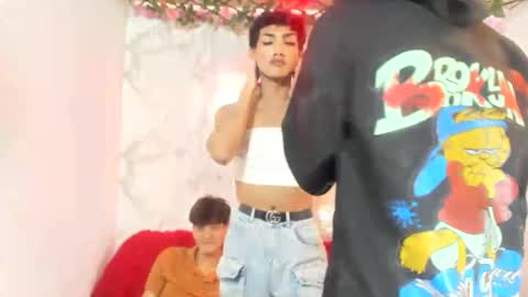 club_latinboys online show from April 9, 2026, 9:09 pm