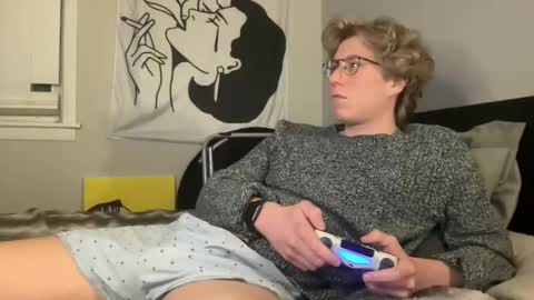 Clyde Austin online show from December 3, 2024, 3:41 am