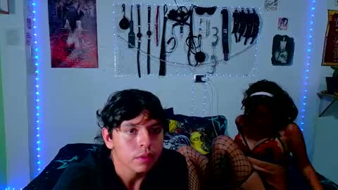 Snapshot of clydexxxbunny chatting on February 15, 2025, 5:19 am Clyde and Bunny online show from February 15, 2025, 5:19 am