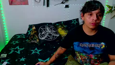 Snapshot of clydexxxbunny chatting on March 11, 2025, 3:05 am Clyde and Bunny online show from March 11, 2025, 3:05 am