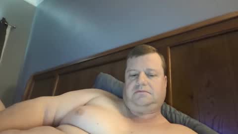 Snapshot of cmachen chatting on March 14, 2026, 2:33 pm cmachen online show from March 14, 2026, 2:33 pm