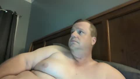 Snapshot of cmachen chatting on May 24, 2026, 2:11 pm cmachen online show from May 24, 2026, 2:11 pm