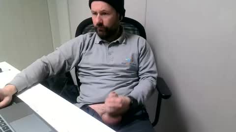 Snapshot of cmp_brandon chatting on March 10, 2025, 1:21 pm cmp_brandon online show from March 10, 2025, 1:21 pm