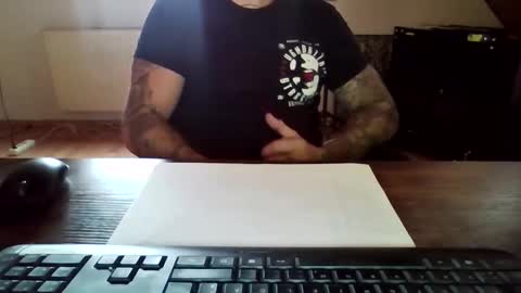 Snapshot of cock4onenight chatting on November 10, 2025, 12:04 pm cock4onenight online show from November 10, 2025, 12:04 pm