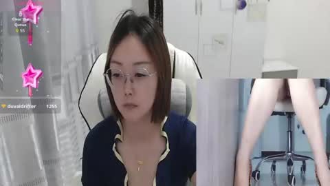 Snapshot of coco_coo chatting on July 7, 2026, 6:58 am coco online show from July 7, 2026, 6:58 am