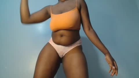 cocoalush9819 online show from October 31, 2025, 7:04 pm