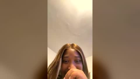 Snapshot of cocobutterprettybrown chatting on June 25, 2026, 1:05 am cocobutterprettybrown online show from June 25, 2026, 1:05 am