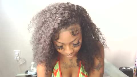 Snapshot of cocochanel197941 chatting on February 10, 2026, 6:56 pm chanel online show from February 10, 2026, 6:56 pm