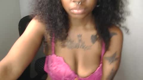 Snapshot of cocochanel197941 chatting on February 17, 2026, 12:18 am chanel online show from February 17, 2026, 12:18 am