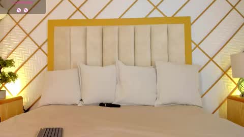 Snapshot of cocodamore1 chatting on October 5, 2025, 11:19 am online show from October 5, 2025, 11:19 am