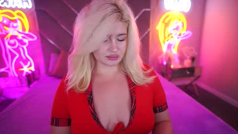 onlyfans amyleyy online show from October 16, 2025, 1:34 pm