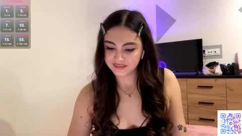 Snapshot of coffee_wihtout_milk chatting on February 26, 2026, 8:41 pm Yumi online show from February 26, 2026, 8:41 pm