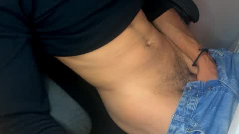 Snapshot of coitzzz chatting on May 2, 2026, 10:59 pm coitzzz online show from May 2, 2026, 10:59 pm