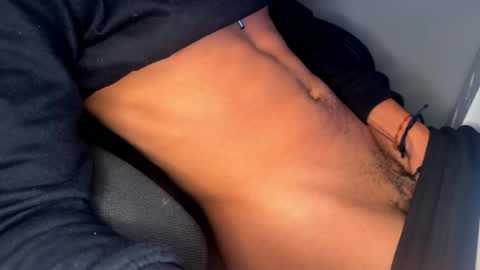 Snapshot of coitzzz chatting on May 17, 2026, 8:49 pm coitzzz online show from May 17, 2026, 8:49 pm