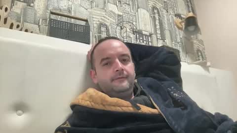 colambus83 online show from April 1, 2026, 3:42 pm