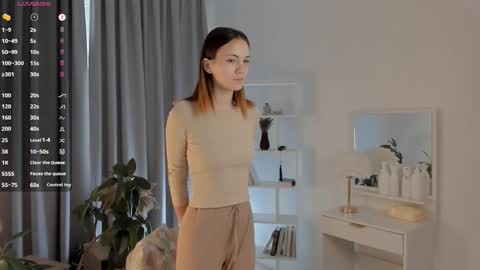 Snapshot of colbymcroberts chatting on September 11, 2025, 1:17 am Carry online show from September 11, 2025, 1:17 am