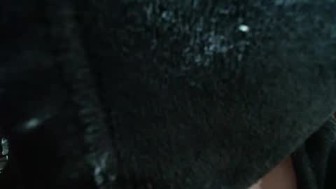 colchuck online show from September 24, 2025, 1:25 pm