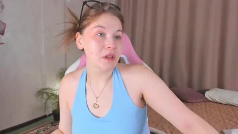 Collen Mon Tue Wed Thu Fri GMT 3 0300am - 0900am  online show from October 23, 2025, 5:01 pm