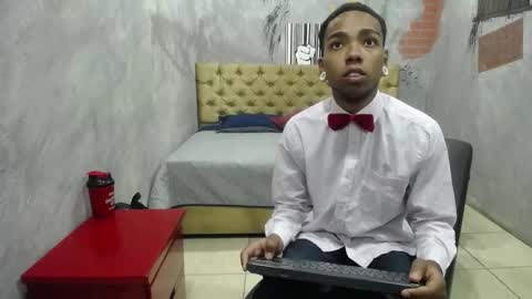 Snapshot of collemanstone chatting on November 9, 2025, 12:58 pm CollemanStone online show from November 9, 2025, 12:58 pm