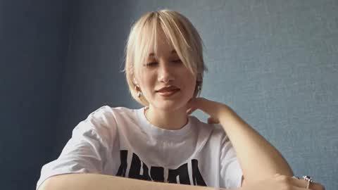 Sofia online show from March 13, 2026, 1:07 pm