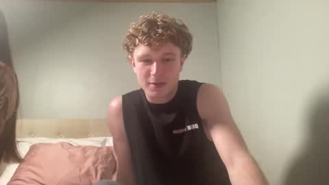 Snapshot of collin_swell chatting on November 30, 2025, 3:32 am collin_swell online show from November 30, 2025, 3:32 am