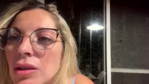 collinsjuliet177 online show from April 21, 2026, 2:48 am