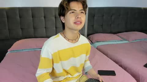 collinstone online show from January 6, 2025, 7:56 pm