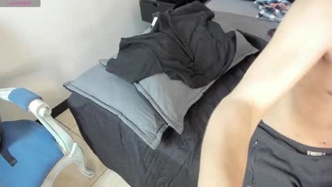 collinstone online show from February 6, 2025, 2:00 am