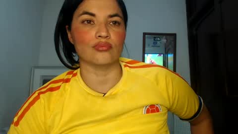 Snapshot of colombi4spice chatting on July 7, 2026, 10:14 pm viviana online show from July 7, 2026, 10:14 pm