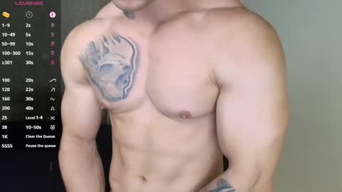 Snapshot of colombianmuscle8 chatting on February 4, 2026, 3:18 pm colombianmuscle8 online show from February 4, 2026, 3:18 pm