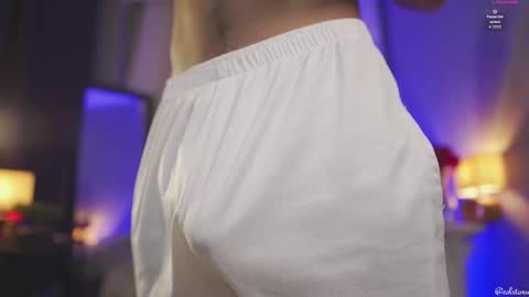 colstorw_ online show from February 17, 2026, 10:34 am