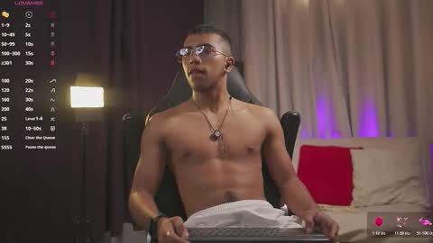 colstorw_ online show from February 26, 2026, 10:03 am