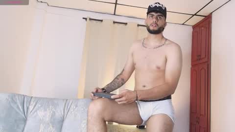 colt_perci online show from November 27, 2025, 3:08 am