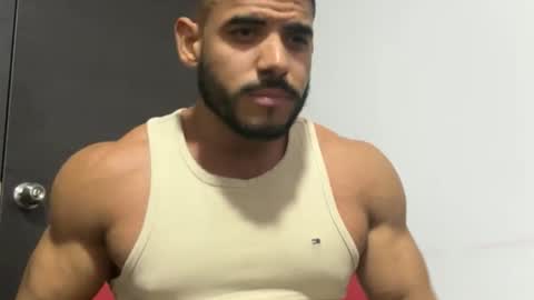 Snapshot of colton_x0610 chatting on September 20, 2025, 10:44 pm colton_x0610 online show from September 20, 2025, 10:44 pm