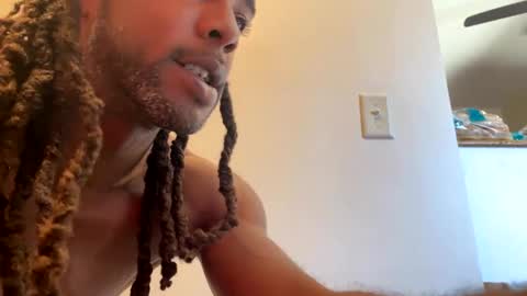 Heavyd614 online show from December 6, 2024, 4:06 pm