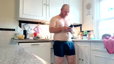 comegetmeinthemorning online show from April 9, 2026, 8:03 pm