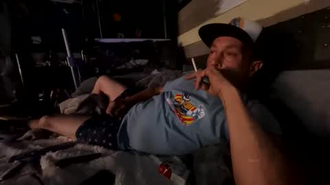 comeongirlts online show from April 28, 2026, 11:59 am