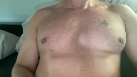 comfides1 online show from January 5, 2025, 8:31 pm