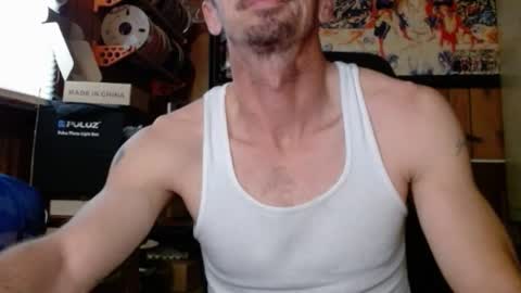 Snapshot of comic_king27 chatting on March 6, 2025, 10:58 pm Nelson or ComicKing and sometime Peachy143 online show from March 6, 2025, 10:58 pm