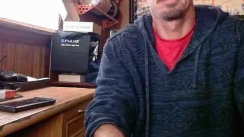 Snapshot of comic_king27 chatting on March 9, 2025, 3:38 pm Nelson or ComicKing and sometime Peachy143 online show from March 9, 2025, 3:38 pm