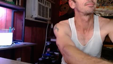 Snapshot of comic_king27 chatting on October 14, 2025, 12:33 am Nelson or ComicKing and sometime Peachy143 online show from October 14, 2025, 12:33 am