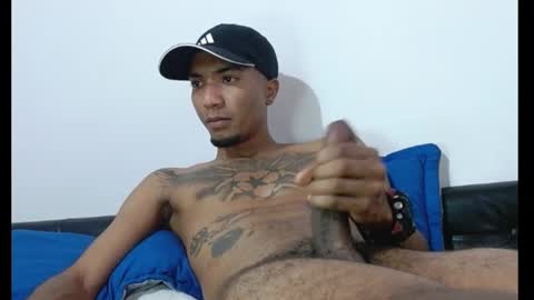 Snapshot of comoseria1927realg4life chatting on January 9, 2026, 10:33 pm comoseria1927realg4life online show from January 9, 2026, 10:33 pm