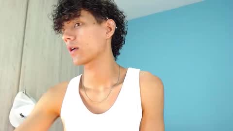 Connor online show from December 17, 2025, 12:27 am