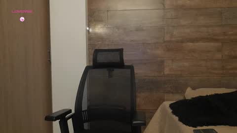 connor_h1 online show from February 28, 2026, 4:24 am