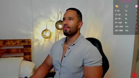 Snapshot of connor_jackson1 chatting on October 17, 2025, 12:14 am Connor Jackson online show from October 17, 2025, 12:14 am