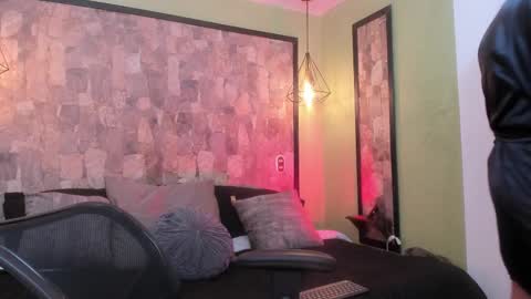 Snapshot of connor_king1 chatting on December 23, 2024, 7:30 pm Connor King1 online show from December 23, 2024, 7:30 pm