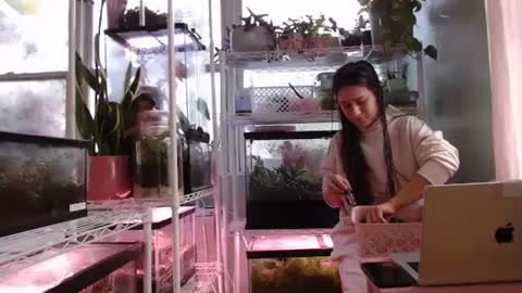 Snapshot of constantcumquest chatting on October 9, 2025, 4:38 pm ANR Mommy online show from October 9, 2025, 4:38 pm