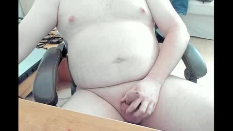 Snapshot of consuela0112 chatting on December 15, 2025, 10:19 am consuela0112 online show from December 15, 2025, 10:19 am