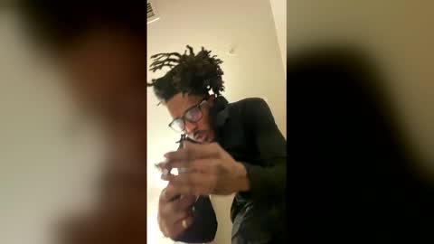 Snapshot of convertibl chatting on January 8, 2026, 4:37 am convertibl online show from January 8, 2026, 4:37 am